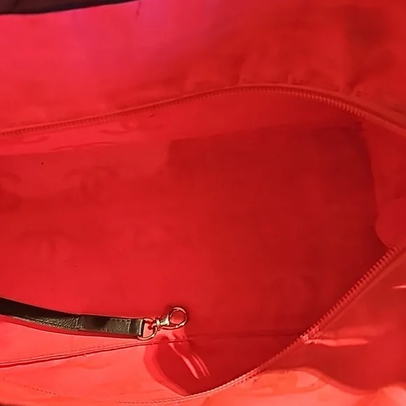 Authentic CHANEL Tote Bag Calfskin Cambon - Picture 6 of 16